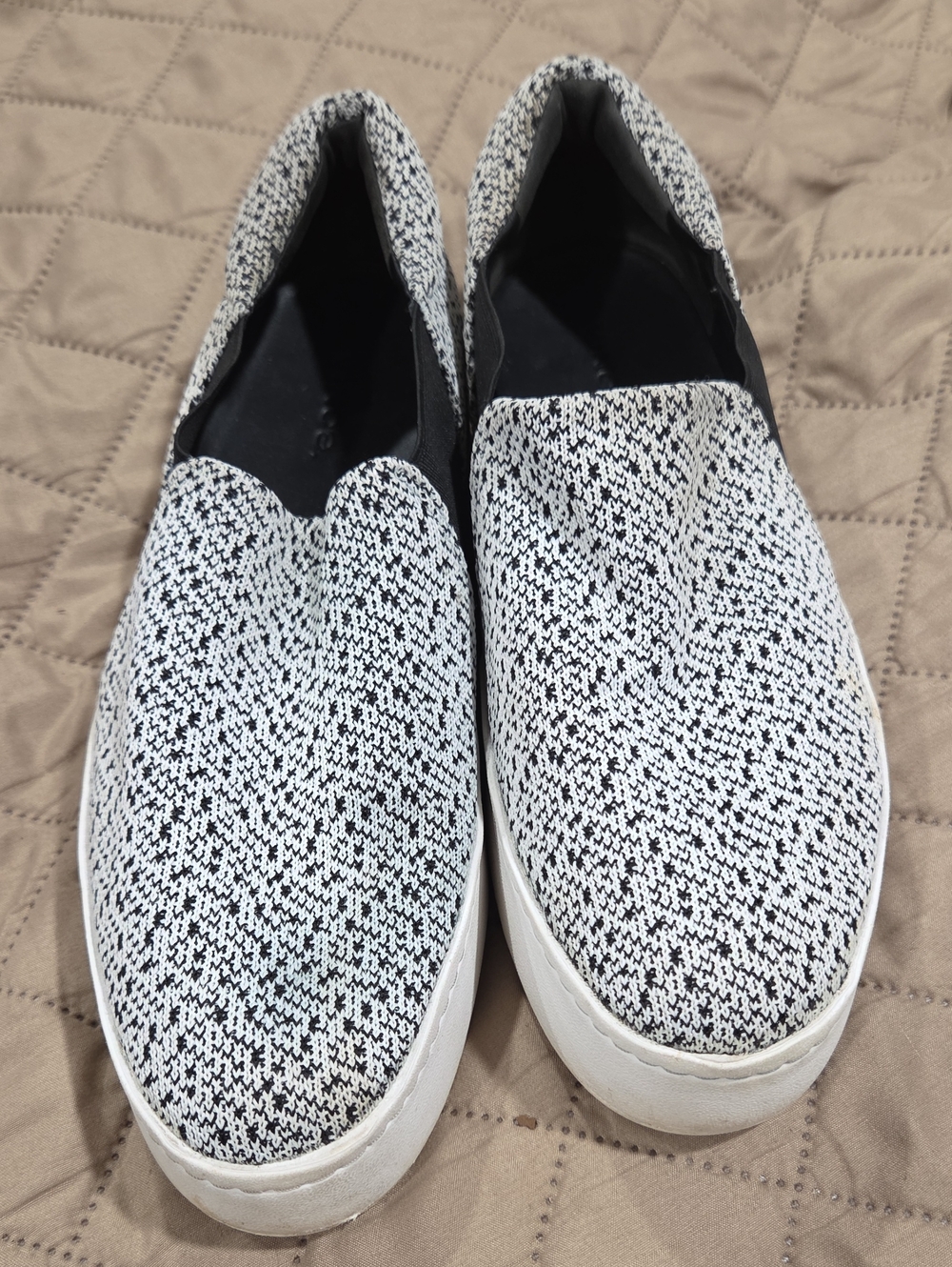 Vince Warren White and Black Knit Slip-On Sneakers